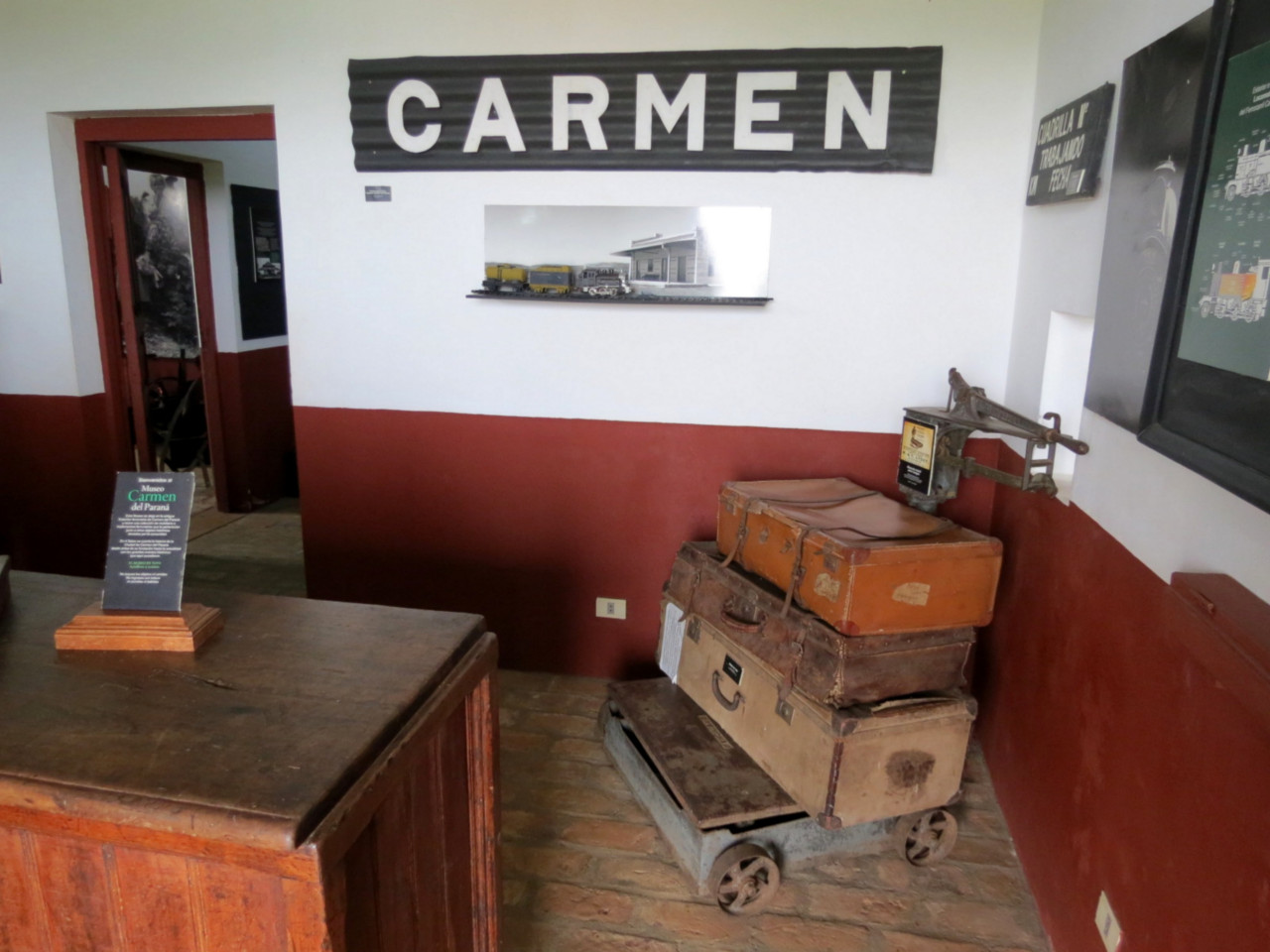 <p>Musée de la gare de Carmen del Paraná.</p>