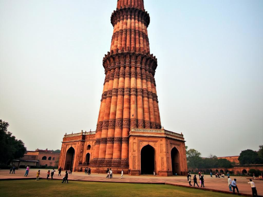 库塔布 Minar