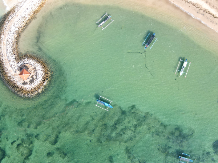 巴厘岛萨努尔湾
